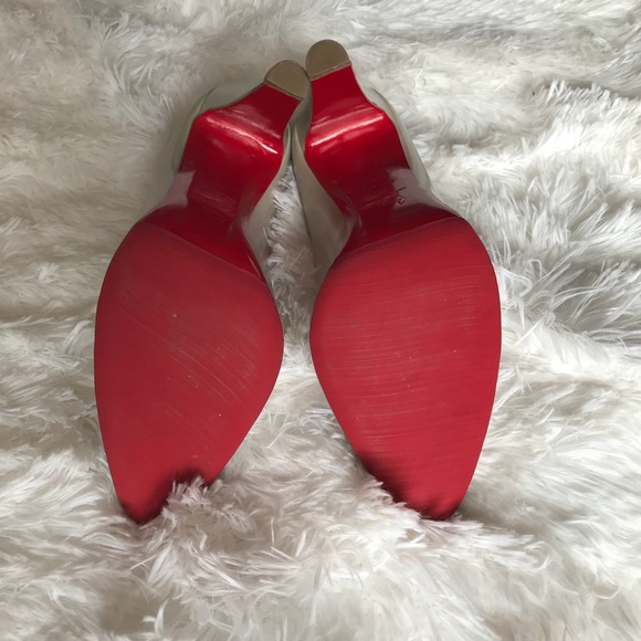 SOLD 💯 Auth Louboutin Beige Taupe Pumps 39 9 - Picture 4 of 8